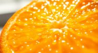 juice content in oranges