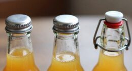 juice bottle closure options