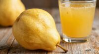 pear enhances juice smoothness