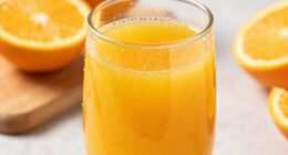 vitamin c in fresh juice